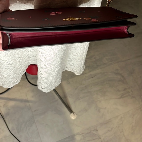 Coach Bells Crossbody bag Wallet Clutch coated canvas Collectible
Holiday NWT - Picture 5 of 16